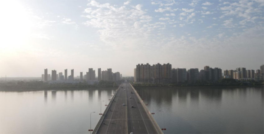 攝影攝像構(gòu)圖方法能營造出強烈的視覺空間感